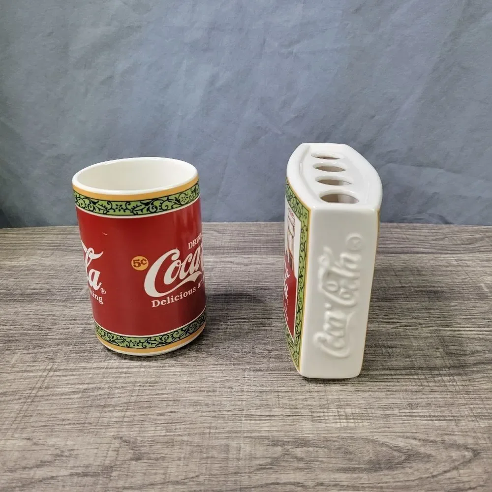 Coca-Cola Toothbrush‎ Holder and Tumbler Set